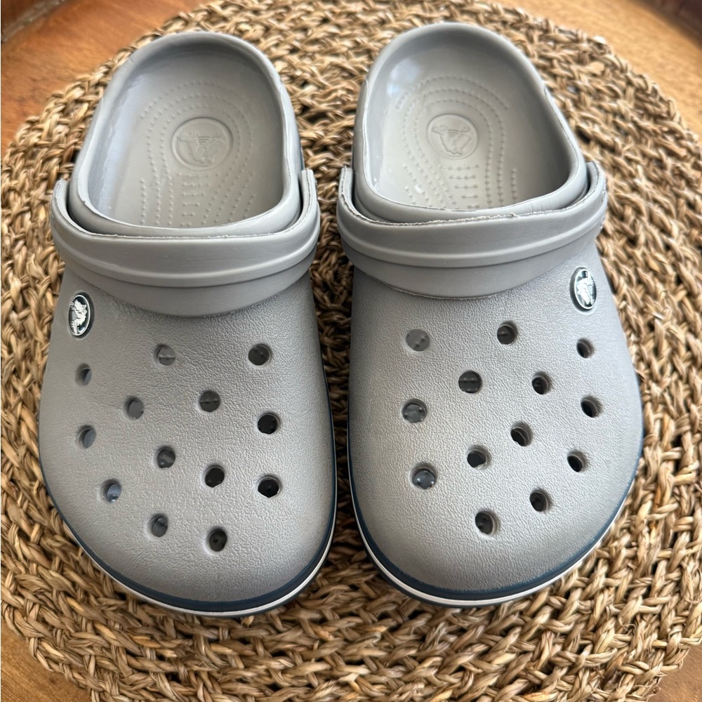 EUC KIDS SIZE 3 CROCS Gray with Navy stripe